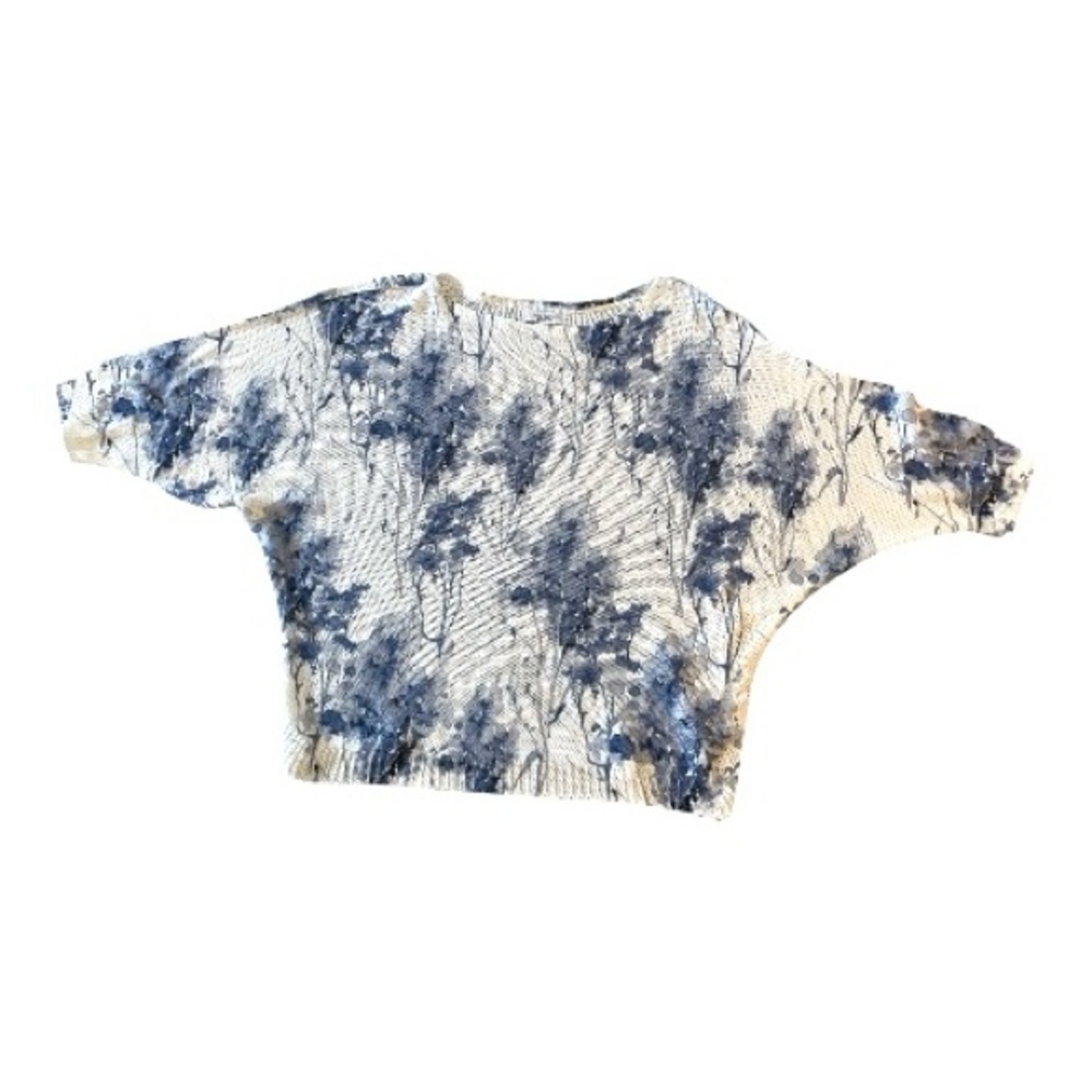 Luisa Ricci Floral Knit Sweater, Size L, Blue & White, Dolman Sleeves. - Picture 3 of 8